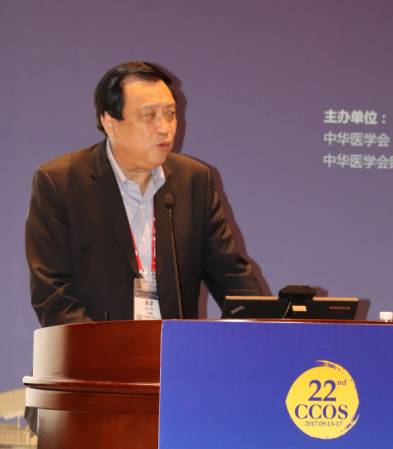 本次小儿眼病高峰论坛由厦门大学附属厦门眼科中心主办，由易游体育集团斜弱视与小儿眼科学组组长潘美华主持，三位来自厦门眼科中心及易游体育集团的重量 眼科专家黎晓新教授、赵堪兴教授、葛坚教授分别就小儿 眼病带来了极富临床意义的实用干货，并同大家进行了相应的.jpg