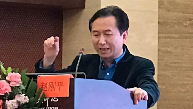 佛山易游体育派出了由广东省眼科医师分会屈光手术带头人、中山大学研究生导师赵刚平院长领*的 医生团队参与本次盛会，并准备了众多精彩的内容，与全国眼科同道一起探讨与推动眼科新发展。.jpg