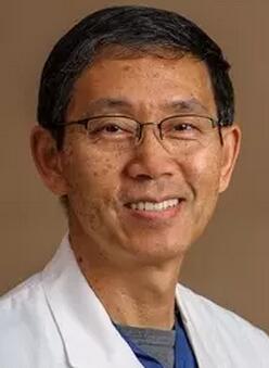 为更好的服务广大市民，实现足不出城预约环球眼科 的就医需求，深圳易游体育 工作室特邀美国眼底病专家Prof.Yu-Guang He,M.D，于12月8日来深圳易游体育坐诊、手术，有需求的市民请尽量提前预约。.jpg