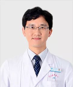 近日，根据《青年英才“双百计划”暂行办法》，中共厦门市委组织部、共青团厦门市委员会组织实施了厦门市 批杰出青年和 三批青年 创业人才计划评选工作。经过组织申报、资格审核、专家评审、现场核实及公示等程序，厦门大学附属厦门眼科中心董诺副教授和林志荣博士后获得“厦门市 三批青年 人才”称号.jpg