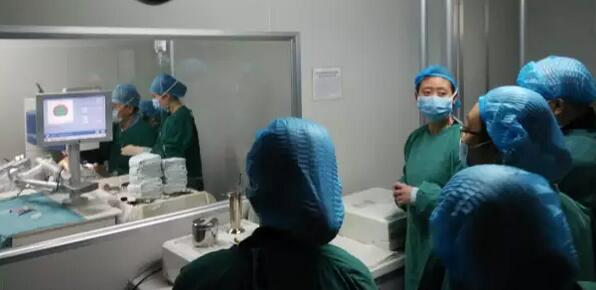 厦门眼科中心近视手术2.jpg 厦门眼科中心近视手术2.jpg