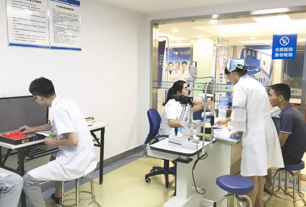 赣州易游体育近日迎来近视手术高峰期.png 赣州易游体育近日迎来近视手术高峰期.png