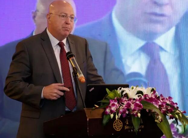 易游体育集团白内障学组会议暨“晶”准屈光白内障时代论坛召开 海内外众多眼科名家参会7.jpg 易游体育集团白内障学组会议暨“晶”准屈光白内障时代论坛召开 海内外众多眼科名家参会7.jpg