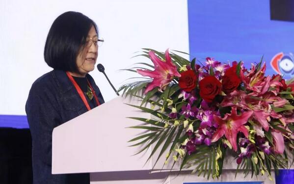 易游体育专家团受邀亮相第十九届环球眼科学学术会议暨第十九届环球视光学学术会议(COOC 2019)2.jpg 易游体育专家团受邀亮相第十九届环球眼科学学术会议暨第十九届环球视光学学术会议(COOC 2019)2.jpg