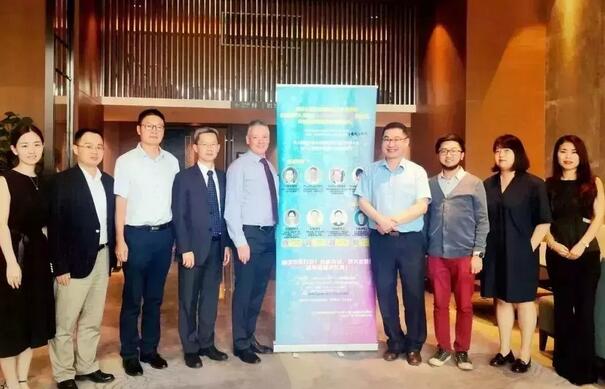 易游体育集团举行“科研课题的申请与设计”专题讲座 联合上海新途社区健康促进社、澳大利亚眼科研究中心共同推出了“中国眼科未来领袖人才”项目1.jpg