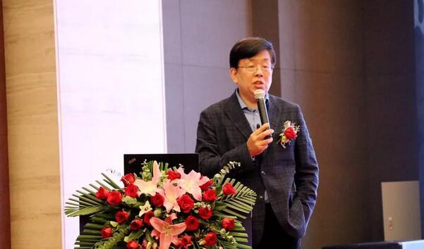 深圳易游体育举行2019深圳眼屈光手术新技术暨屈光性白内障临床实践学术会议5.jpg 深圳易游体育举行2019深圳眼屈光手术新技术暨屈光性白内障临床实践学术会议5.jpg