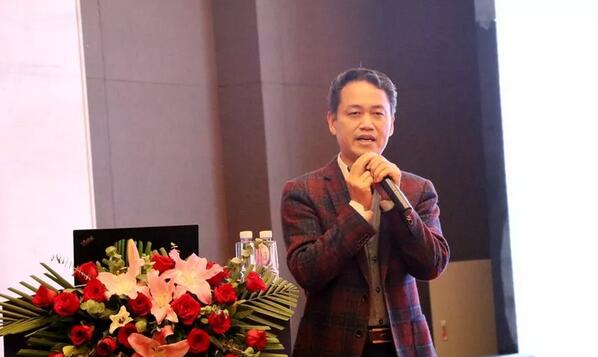 深圳易游体育举行2019深圳眼屈光手术新技术暨屈光性白内障临床实践学术会议13.jpg 深圳易游体育举行2019深圳眼屈光手术新技术暨屈光性白内障临床实践学术会议13.jpg