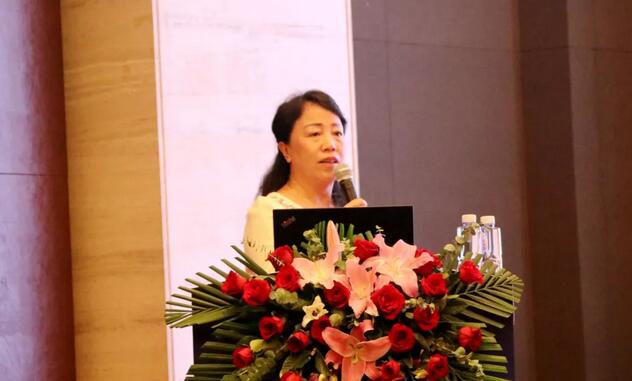 深圳易游体育举行2019深圳眼屈光手术新技术暨屈光性白内障临床实践学术会议14.jpg 深圳易游体育举行2019深圳眼屈光手术新技术暨屈光性白内障临床实践学术会议14.jpg