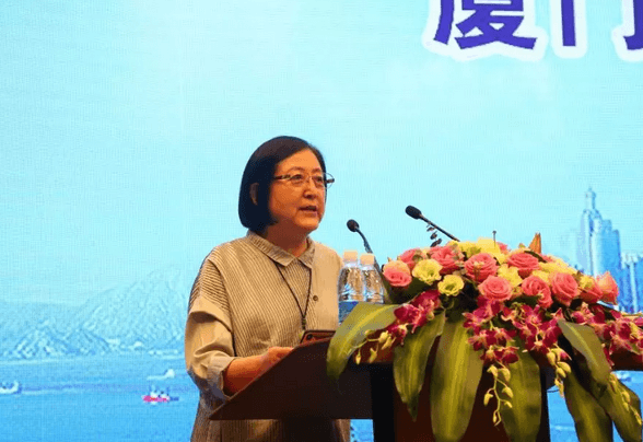 眼科界“ 强大脑”登鹭，掀起“头脑风暴” ——第五届易游体育环球论坛召开3.png