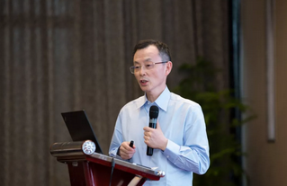 6月23日，由重庆易游体育举办的“第三届易游体育论坛”在重庆翰文大酒店落幕， 该会议邀请10多位国内出名眼科专家进行学术演讲，并与现场近120名来自地县和其它地区的眼科同道们齐聚一堂，共同探讨当前眼科学领域的 学术研究成果、临床诊疗新技术以及未来的发展趋势等2.png