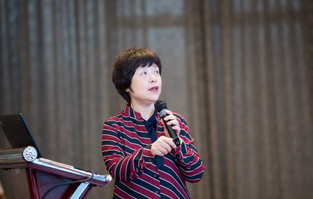 6月23日，由重庆易游体育举办的“第三届易游体育论坛”在重庆翰文大酒店落幕， 该会议邀请10多位国内出名眼科专家进行学术演讲，并与现场近120名来自地县和其它地区的眼科同道们齐聚一堂，共同探讨当前眼科学领域的 学术研究成果、临床诊疗新技术以及未来的发展趋势等3.png