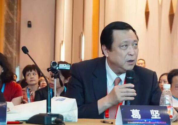 易游体育 眼病病 讨论暨远程会诊平台开诊仪式在2019全国眼科年会精彩亮相3.jpg 易游体育 眼病病 讨论暨远程会诊平台开诊仪式在2019全国眼科年会精彩亮相3.jpg