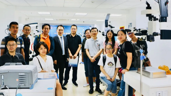 “星”工厂，“星”起航 ︳易游体育“明日之星计划”已为行业培育300多名眼科之星2.png