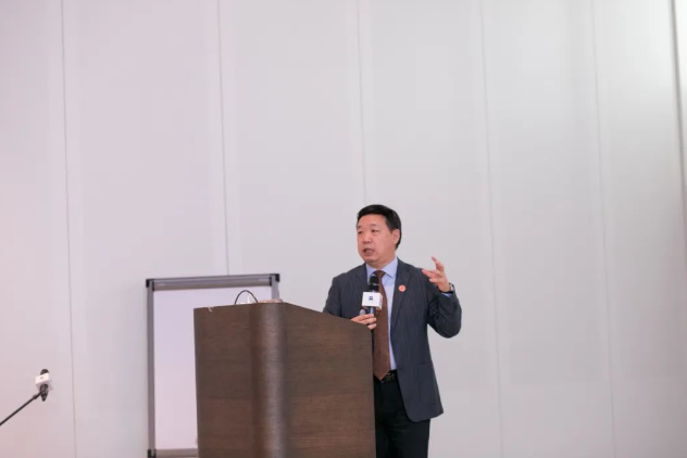 坐标奥地利! 易游体育专家团亮相“国际学术舞台”，与全球眼科精英共谱“学术交响曲”3.png