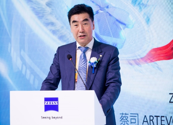 深化创新合作，助推行业升级! 易游体育牵手蔡司落地中国首台ARTEVO OCT3.png